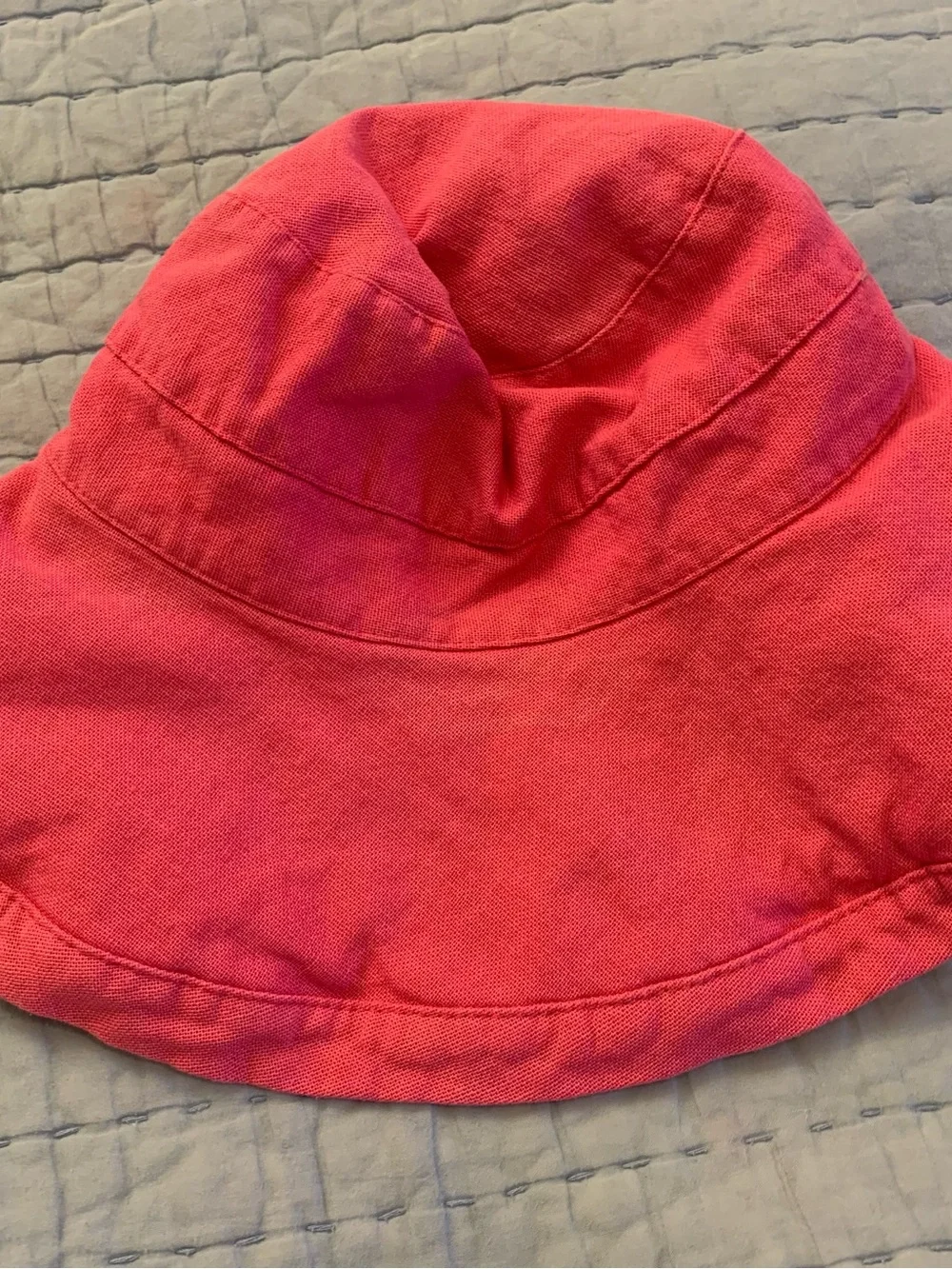 Pink Scala Bucket Hat (WITH FLAWS)